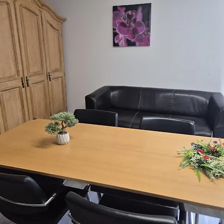 Eco Проживання в сім'ї